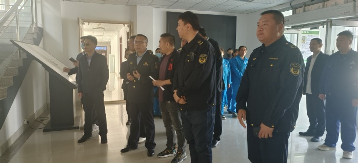 筑牢安全防線 守護校園平安——我校開展電梯應急救援演練